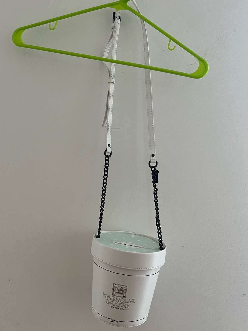 Kate Spade & Magnolia Bakery Banana Pudding Bag - Picture 3 of 5